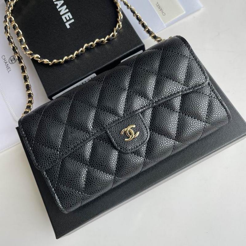 Chanel Handbags 650